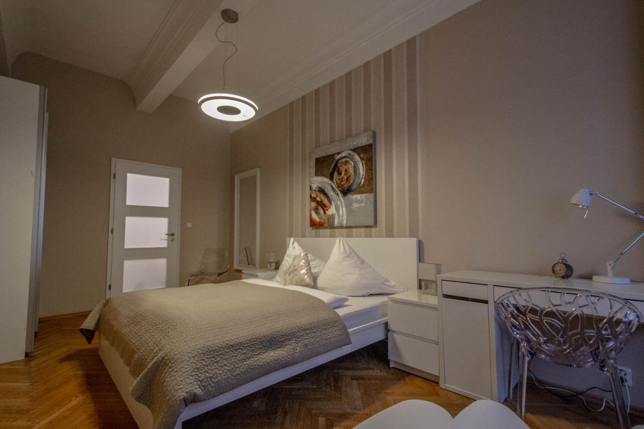 פראג Design Apartment By Ruterra מראה חיצוני תמונה